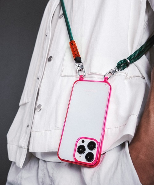 Topologie（トポロジー）の「Verdon Phone Case Neon Pink 【ケース単体】（スマホケース/カバー・レディース・ピンク・iPhone 12/12 Pro/iPhone 13 Pro/iPhone 15 Pro/iPhone 15/iPhone 14 Pro/iPhone 14）」の3枚目の写真