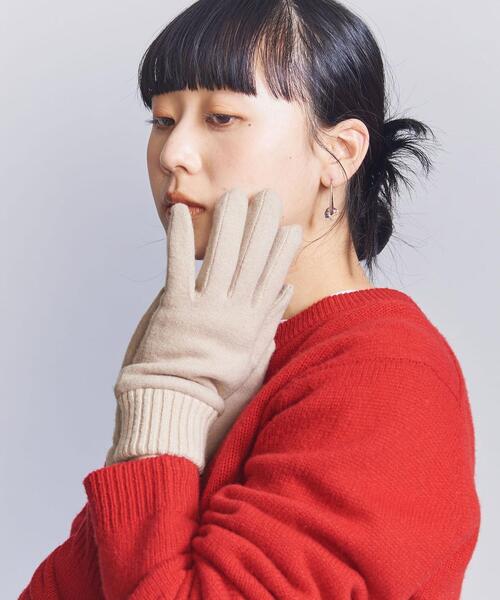 BEAUTY&YOUTH UNITED ARROWS（ビューティーアンドユースユナイテッドアローズ）の「ジャージー リブ グローブ  -スマートフォン対応-（手袋・レディース・ブラック/ベージュ/グレー・FREE）」の3枚目の写真