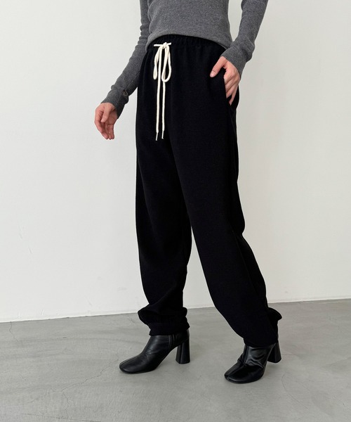 CANAL JEAN（キャナルジーン）の「RED CHOP WORKS　裾ボタンイージーパンツ（その他パンツ・レディース・キナリ/ブラック・36/38）」の6枚目の写真