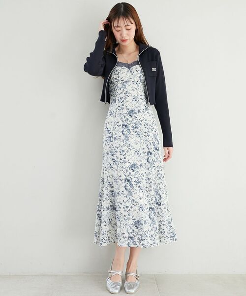 MAJESTIC LEGON(マジェスティックレゴン)の「カラフルWZIPニット(ニット/セーター・レディース・ネイビー/イエロー/ピンク/アイボリー/ブルー・MEDIUM)」の3枚目の写真