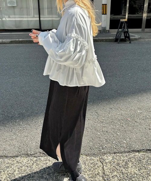 O'fmus(オフムス)の「ペプラムギャザーブラウス【O'fmus】ofmw24s001(シャツ/ブラウス・レディース・サックスブルー/ホワイト・FREE)」の10枚目の写真