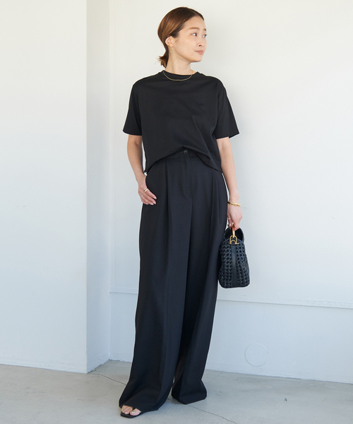 Deuxieme Classe（ドゥーズィエムクラス）の「Neo Cropped T