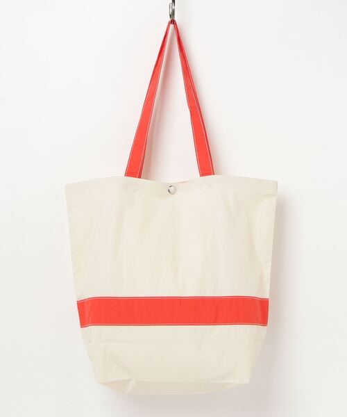 FRUIT OF THE LOOM(フルーツオブザルーム)の「FRUIT OF THE LOOM NYLON TOTEBAG L(トートバッグ・レディース・ブラック/アイボリー・FREE)」の3枚目の写真