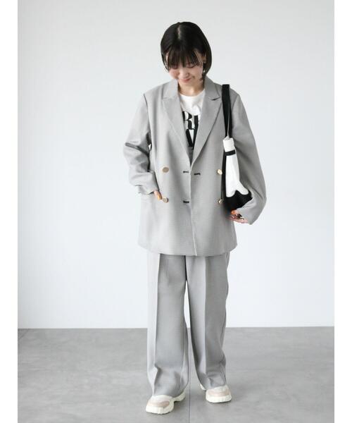 Lugnoncure（ルノンキュール）の「ワイドパンツ(セットアップ可)（その他パンツ・レディース・ベージュ/ネイビー/オフホワイト・F）」の5枚目の写真