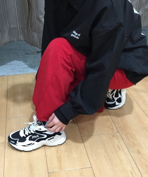 FILA（フィラ）の「FILA フィラ CATAPULT レディース 厚底スニーカー(カタパルト) WSS24033 018 ブラック（スニーカー・レディース・ブラック・23.0cm/24.0cm/25.0cm）」の4枚目の写真