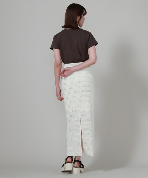 archives（アルシーヴ）の「ロゴ刺繍チビＴ（Tシャツ/カットソー・レディース・オフホワイト/チャコールグレー/ブルー/ブラック・MEDIUM）」の5枚目の写真