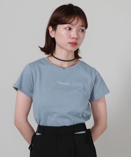 archives（アルシーヴ）の「ロゴ刺繍チビＴ（Tシャツ/カットソー・レディース・オフホワイト/チャコールグレー/ブルー/ブラック・MEDIUM）」の7枚目の写真