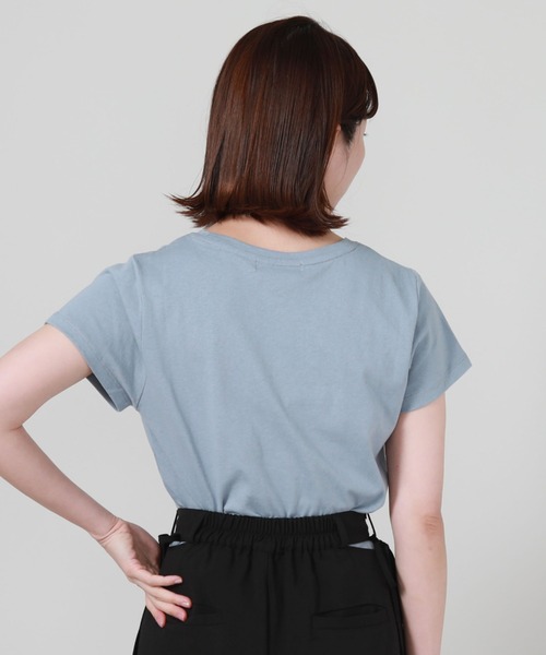 archives（アルシーヴ）の「ロゴ刺繍チビＴ（Tシャツ/カットソー・レディース・オフホワイト/チャコールグレー/ブルー/ブラック・MEDIUM）」の10枚目の写真