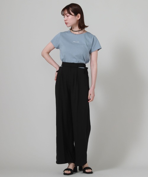 archives（アルシーヴ）の「ロゴ刺繍チビＴ（Tシャツ/カットソー・レディース・オフホワイト/チャコールグレー/ブルー/ブラック・MEDIUM）」の12枚目の写真