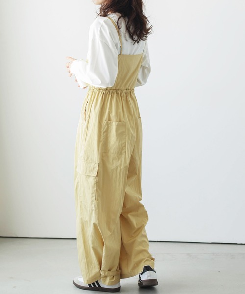 AMELY(エミリー)の「フロントジップミリタリーサロペット(サロペット/オーバーオール・レディース・ブラック/オリーブ/ホワイト系その他/ピンク/チャコールグレー/イエロー/チョコ・フリー)」の18枚目の写真