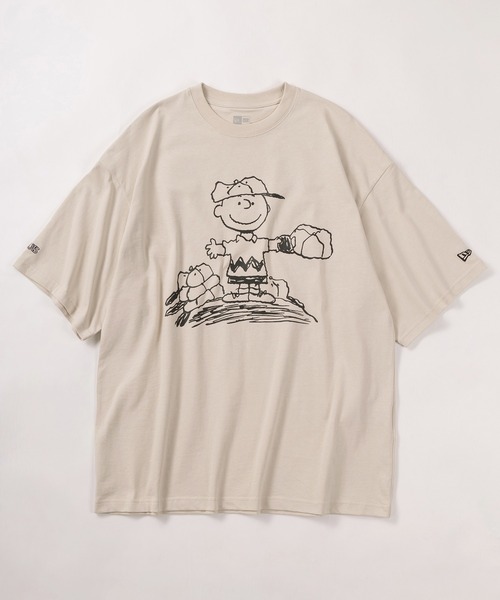 make a ray!（メイク ア レイ！）の「【NEW ERA/ニューエラ】PEANUTSコラボ  ワンポイントロゴ＆バックヴィンテージイラストデザイン 半袖プリントTシャツ/オーバーサイズドフィット（Tシャツ/カットソー・レディース・ブラック/グレイッシュベージュ・M/L/XL）」の13枚目の写真