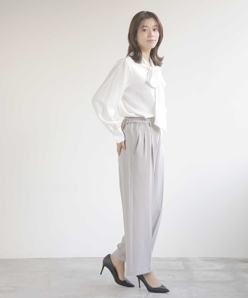 Emilyan（エミリアン）の「【多機能ワイドパンツ】WEB限定！まるで着てないみたい！ハイストレッチカルゼワッシャー・細ベルト付きワイドパンツ（スーツパンツ・レディース・オフホワイト/サックスブルー/チャコールグレー/ライトグレー・S/M/L）」の17枚目の写真
