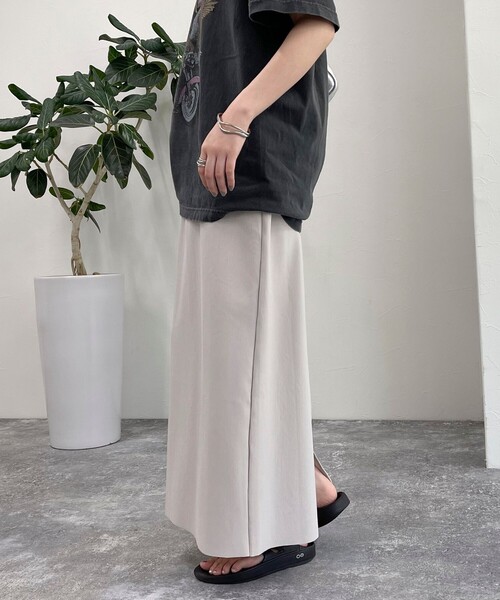 fredy emue(フレディエミュ)の「リブ リラックスタイトスカート(スカート・レディース・チャコールグレー/ベージュ/ブラック・38)」の12枚目の写真