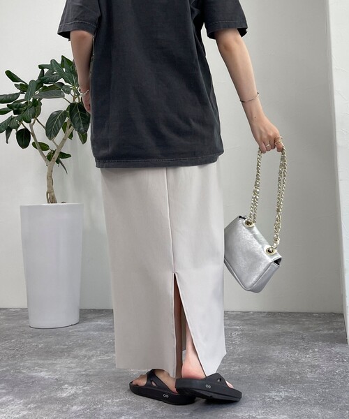 fredy emue(フレディエミュ)の「リブ リラックスタイトスカート(スカート・レディース・チャコールグレー/ベージュ/ブラック・38)」の13枚目の写真