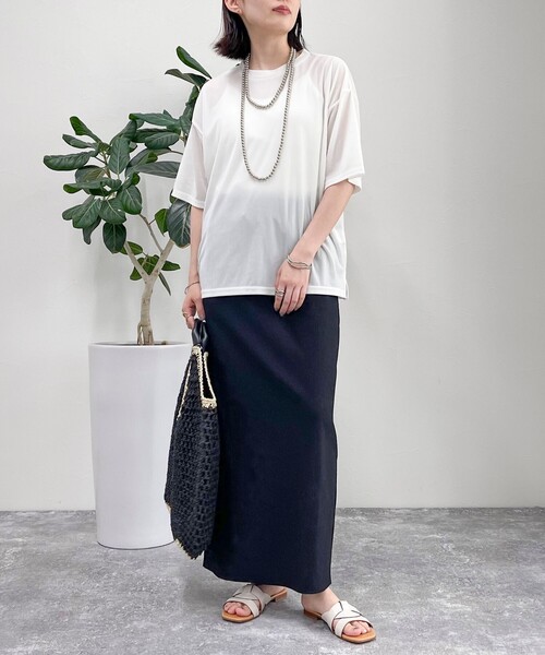 fredy emue(フレディエミュ)の「リブ リラックスタイトスカート(スカート・レディース・チャコールグレー/ベージュ/ブラック・38)」の14枚目の写真