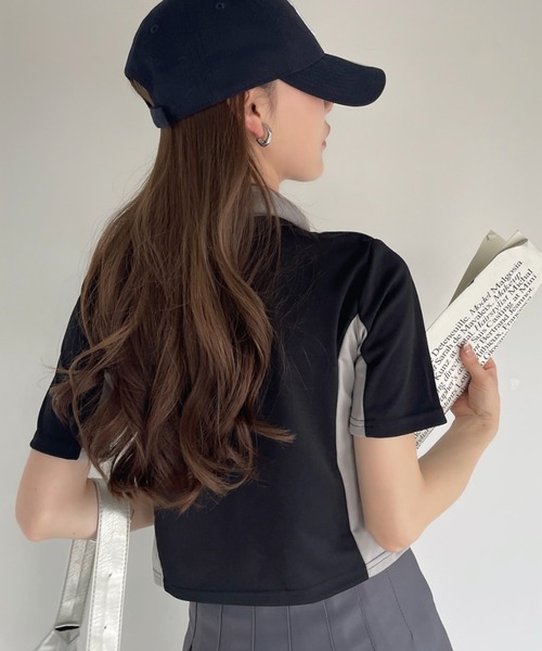 Ada.(エイダ)の「ダブルジップ ゲーミング ハイネック クロップド トップス(Tシャツ/カットソー・レディース・ブラック/グレー・FREE)」の7枚目の写真