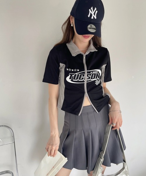 Ada.(エイダ)の「ダブルジップ ゲーミング ハイネック クロップド トップス(Tシャツ/カットソー・レディース・ブラック/グレー・FREE)」の11枚目の写真