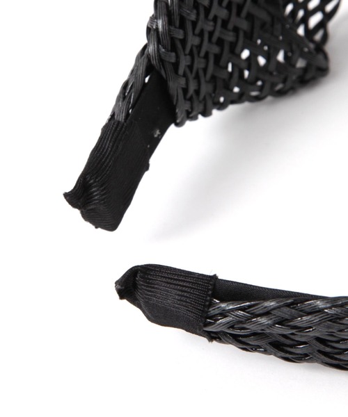 LAKOLE(ラコレ)の「ラタンリボンカチューシャ / 135388(カチューシャ・レディース・ブラック/ナチュラル・FREE)」の4枚目の写真