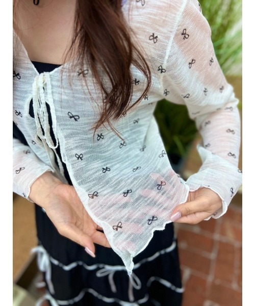 ipugo/イプゴ リボン刺繍 クロップドTシャツ main image 0