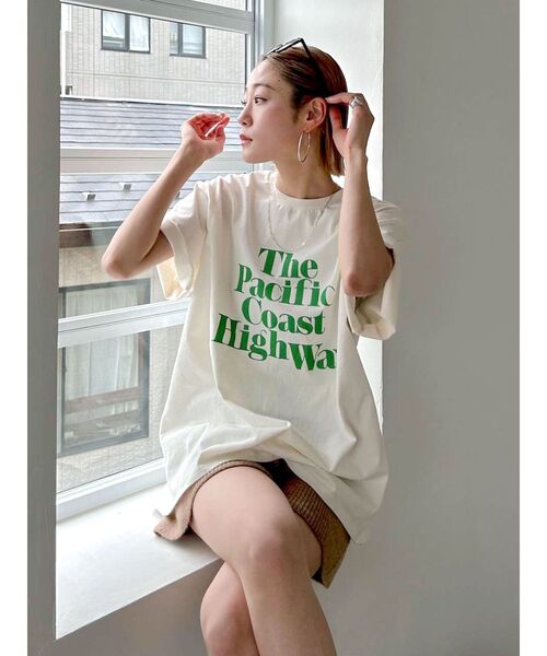 Ungrid（アングリッド）の「ヴィンテージウォッシュロゴビッグTee（Tシャツ/カットソー・レディース・ネイビー/ブルー/オレンジ/グリーン/アイボリー・FREE）」の2枚目の写真