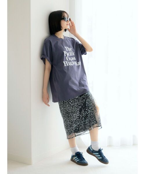 Ungrid（アングリッド）の「ヴィンテージウォッシュロゴビッグTee（Tシャツ/カットソー・レディース・ネイビー/ブルー/オレンジ/グリーン/アイボリー・FREE）」の7枚目の写真