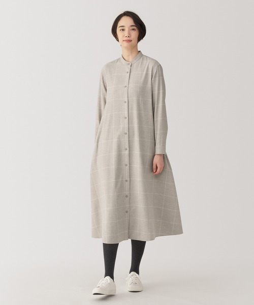 無印良品(ムジルシリョウヒン)の「婦人 両面起毛フランネル スタンドカラー長袖ワンピース(ワンピース・レディース・ダークグリーン/ブラウン系/ベージュ系/ダークネイビー・XL/L/M/S)」の4枚目の写真