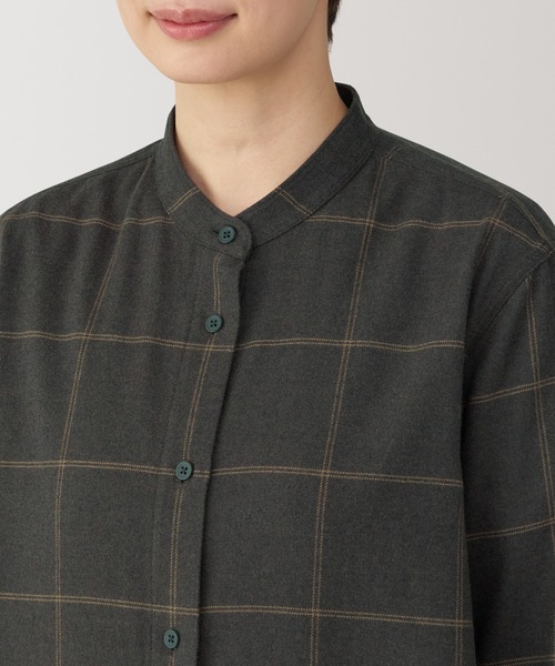 無印良品(ムジルシリョウヒン)の「婦人 両面起毛フランネル スタンドカラー長袖ワンピース(ワンピース・レディース・ダークグリーン/ブラウン系/ベージュ系/ダークネイビー・XL/L/M/S)」の8枚目の写真