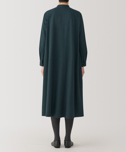 無印良品(ムジルシリョウヒン)の「婦人 両面起毛フランネル スタンドカラー長袖ワンピース(ワンピース・レディース・ダークグリーン/ブラウン系/ベージュ系/ダークネイビー・XL/L/M/S)」の21枚目の写真