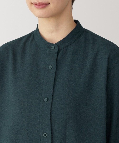 無印良品(ムジルシリョウヒン)の「婦人 両面起毛フランネル スタンドカラー長袖ワンピース(ワンピース・レディース・ダークグリーン/ブラウン系/ベージュ系/ダークネイビー・XL/L/M/S)」の22枚目の写真