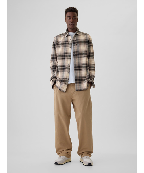 GAP（ギャップ）の「オーガニックコットン フランネルシャツ（シャツ/ブラウス・メンズ・マルチ/グレー/チェック/イエロー/ブラウン/ホワイト×レッド・XS/S/M/L/XL）」の17枚目の写真