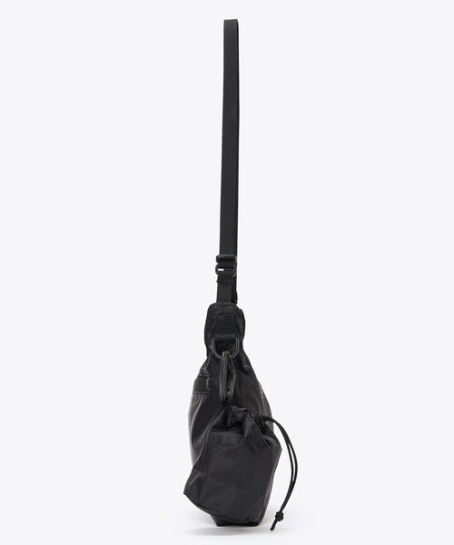 Columbia(コロンビア)の「撥水 パッカブル Columbia/タイガーブルック ミニショルダー バッグ 3L/コロンビア(ショルダーバッグ・レディース・ブラック/ブルーグリーン/パープル・ONE SIZE)」の18枚目の写真