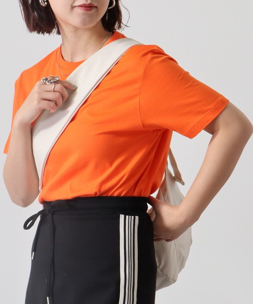 TRUSS(トラス)の「TRUSS ベーシックスタイルTシャツ(Tシャツ/カットソー・レディース・ライトピンク/ライトイエロー/ライム/ピンク/イエローゴールド/パープル/ターコイズブルー/ホワイト/ブラック/ライトブルー/チャコールグレー/ブラウン/ネイビー/レッド/イエロー/オレンジ/ヘザーグレー/アーミー/ケリーグリーン/ロイヤルブルー/バーガンディー/ピンク系/ナチュラル・XXL/S/XL/M/L)」の22枚目の写真