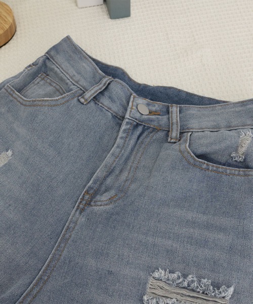 Miniministore(ミニミニストア)の「ダメージデニムパンツ レディースおしゃれ(デニムパンツ・レディース・ブルー・S/XL/L/M)」の5枚目の写真