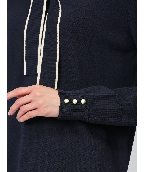 m.f.editorial（エムエフエディトリアル）の「【ウォッシャブル 静電気防止 ストレッチ ウォッシャブル】m.f.エディトリアル レディース 配色ボウタイ ニットプルオーバー（ニット/セーター・レディース・ネイビー/ブラック/ブルー/ブラウン/ホワイト・MEDIUM/LARGE）」の12枚目の写真