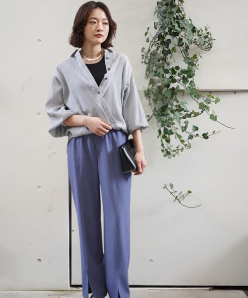 qualite(カリテ)の「【美脚】2WAYストレッチセンターベンツパンツ/オフィスカジュアル【WEB限定/新色入荷】(スラックス・レディース・ブルー/チャコールグレー/グレイッシュベージュ/ブラック・34/36/38/40)」の16枚目の写真