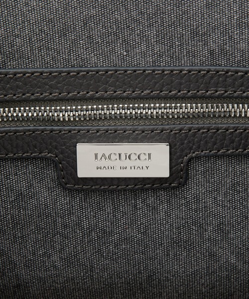 IACUCCI（イアクッチ）の「ソルベット M SUEDE/CERVO（トートバッグ・レディース・チャコールグレー/サンドベージュ・FREE）」の17枚目の写真