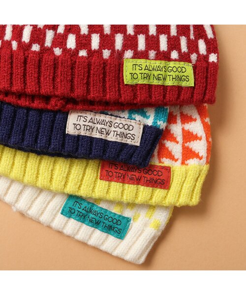 BREEZE（ブリーズ）の「カラフルとんがりベビー帽子（ニットキャップ/ビーニー・キッズ・イエロー/ネイビー/レッド/ライム・48/46）」の6枚目の写真