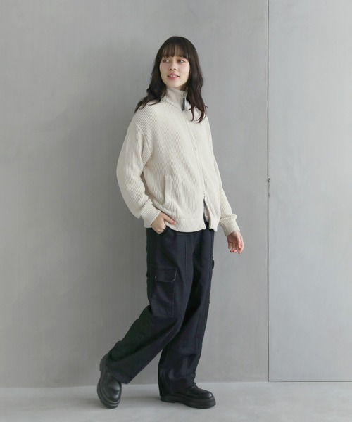 ETELIO（エテリオ）の「モールヤーンドライバーズニット（ニット/セーター・メンズ・アイボリー/モカ/ブルーグレー/ブラック・S/M/L）」の9枚目の写真