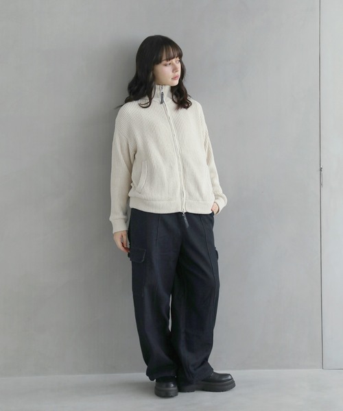 ETELIO（エテリオ）の「モールヤーンドライバーズニット（ニット/セーター・メンズ・アイボリー/モカ/ブルーグレー/ブラック・S/M/L）」の10枚目の写真