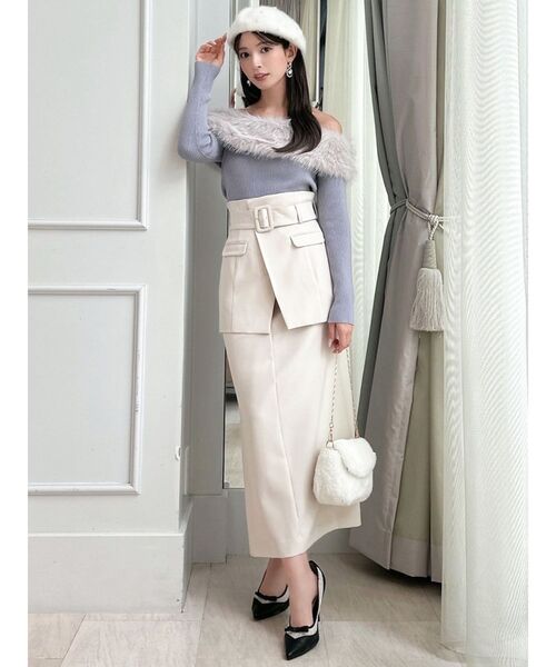 RESEXXY(リゼクシー)の「フェイクファーオフショルニットトップス(ニット/セーター・レディース・アイボリー/ブラック/ブルー・FREE)」の14枚目の写真