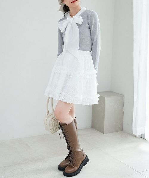 MAJESTIC LEGON(マジェスティックレゴン)の「袖フリルボウタイ配色ニット(ニット/セーター・レディース・ブラック系その他/グレー/ボルドー/アイボリー/ブラック・MEDIUM)」の21枚目の写真