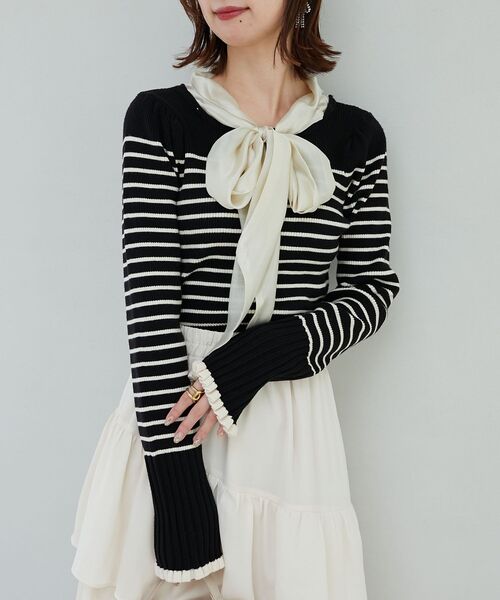 MAJESTIC LEGON(マジェスティックレゴン)の「袖フリルボウタイ配色ニット(ニット/セーター・レディース・ブラック系その他/グレー/ボルドー/アイボリー/ブラック・MEDIUM)」の9枚目の写真