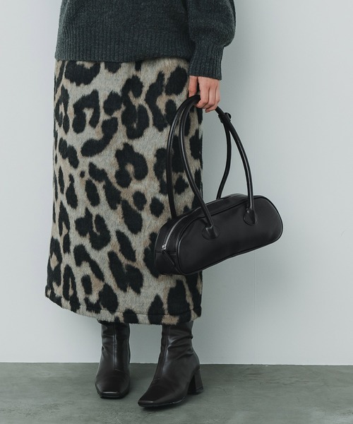 coca(coca)(コカ)の「バゲットバッグ フェイクレザーハンドバッグ(ハンドバッグ・レディース・アイボリー/ブラック・ONE SIZE)」の4枚目の写真