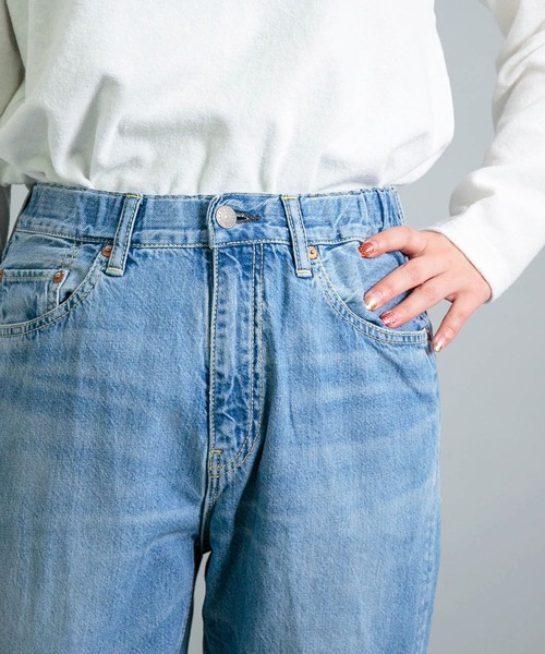 OMNIGOD（オムニゴッド）の「[OMNIGOD womens / オムニゴッド] 10ozデニム 5Pイージーテーパードパンツ（デニムパンツ・レディース・ライトインディゴブルー・1/0）」の11枚目の写真