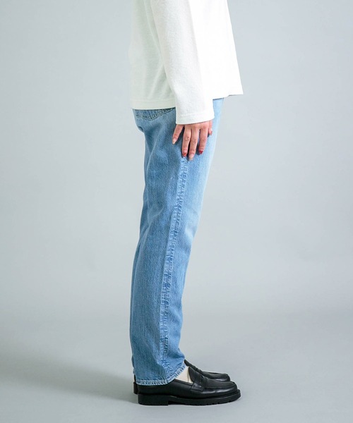 OMNIGOD（オムニゴッド）の「[OMNIGOD womens / オムニゴッド] 10ozデニム 5Pイージーテーパードパンツ（デニムパンツ・レディース・ライトインディゴブルー・1/0）」の9枚目の写真