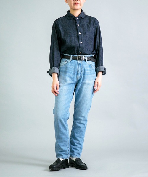 OMNIGOD（オムニゴッド）の「[OMNIGOD womens / オムニゴッド] 10ozデニム 5Pイージーテーパードパンツ（デニムパンツ・レディース・ライトインディゴブルー・1/0）」の7枚目の写真