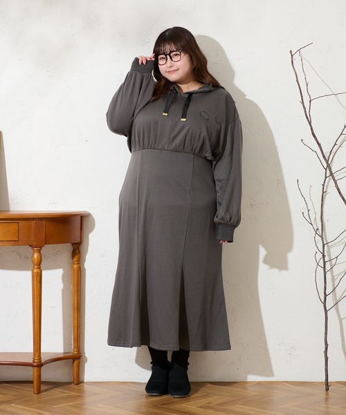 【タグ付き新品】ルオシー フード付きマーメイドスウェットワンピース 4L セール】【大きいサイズ】フード付きマーメイドスウェット