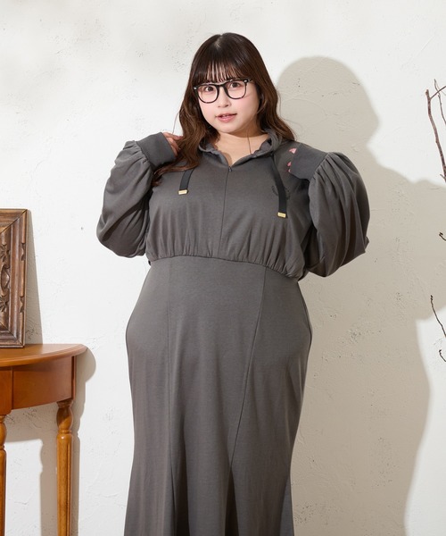 Louiosy(ルオシー)の「【大きいサイズ】フード付きマーメイドスウェットワンピース(ワンピース・レディース・アイボリー/チャコールグレー・4L/3L/X-LARGE)」の16枚目の写真
