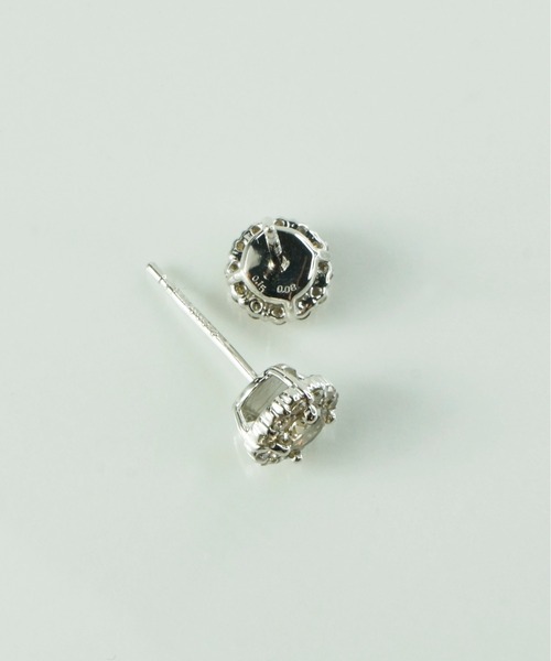 anq.(アンク)の「「anq.」PT950/900・シャンパンカラーダイヤモンド0.45ct ポストピアス(ピアス(両耳用)・レディース・プラチナム・ONE SIZE)」の4枚目の写真