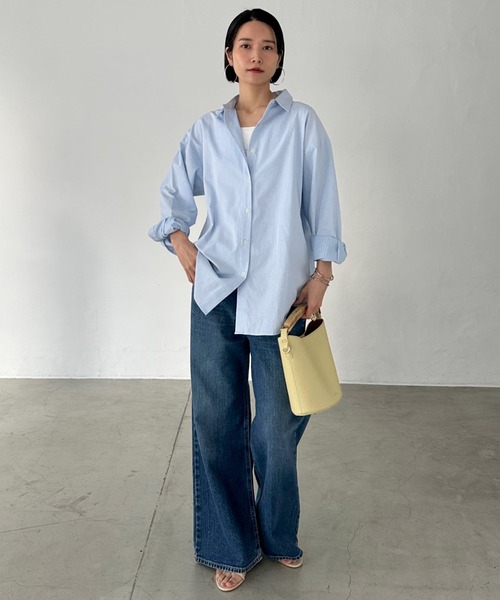 Doux archives(ドゥアルシーヴ)の「ストライプベーシックオーバーシャツ(シャツ/ブラウス・レディース・サックスブルー/ホワイト×ブルー・38)」の7枚目の写真